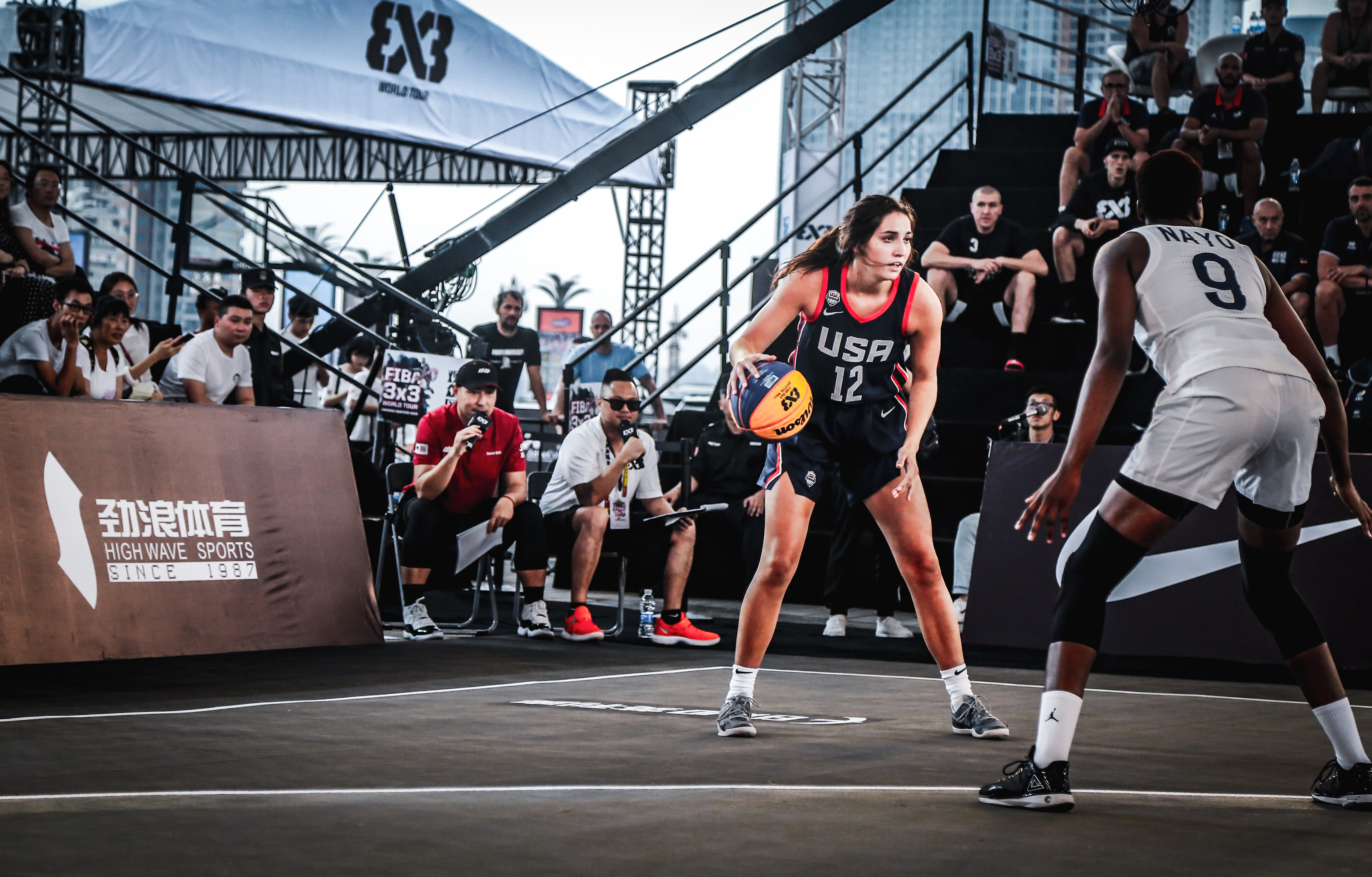 体育比赛更重精神